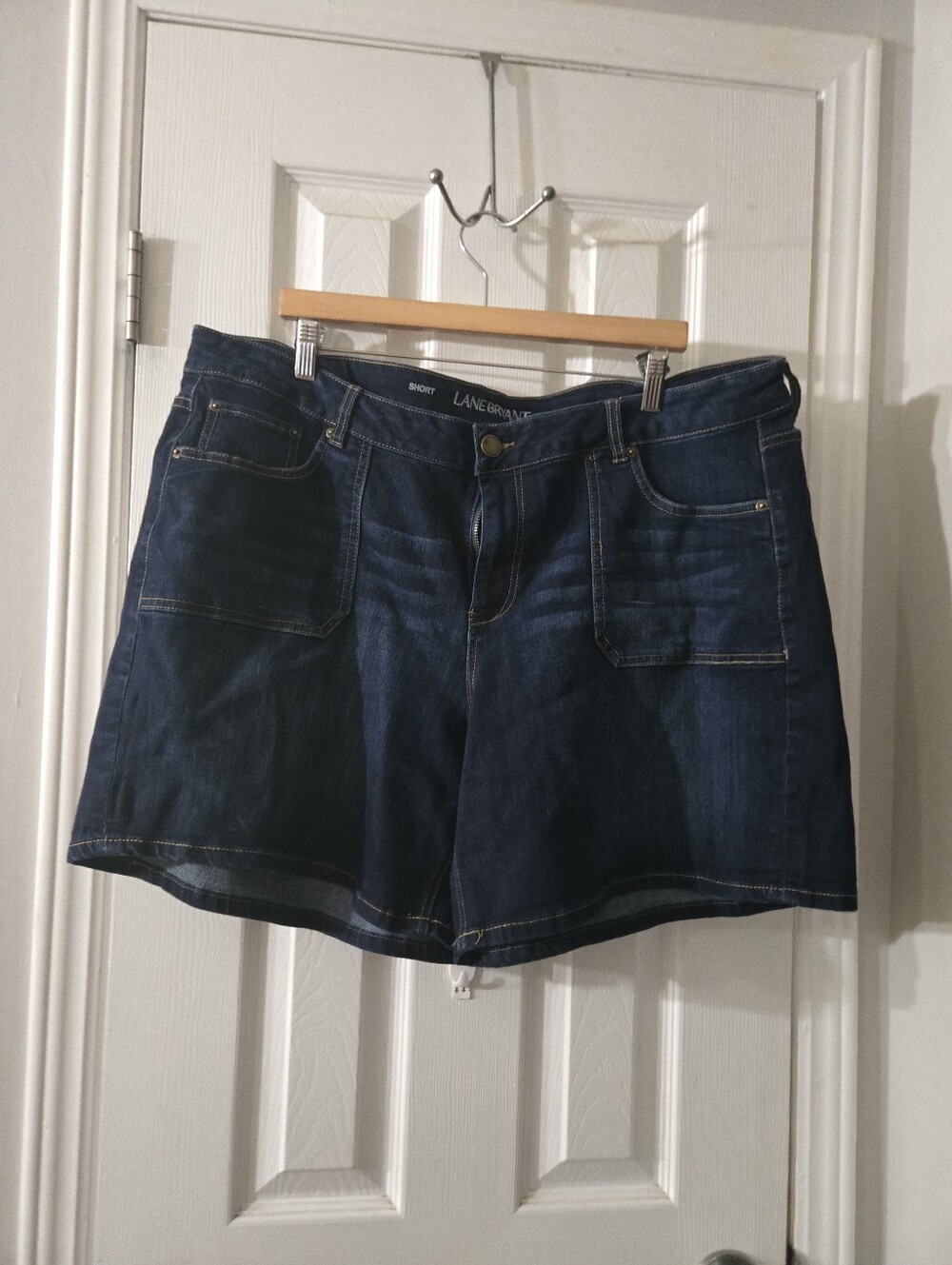 sz 22 Lane Bryant jean shorts